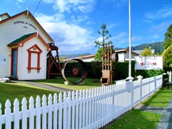 Coromandel Town 